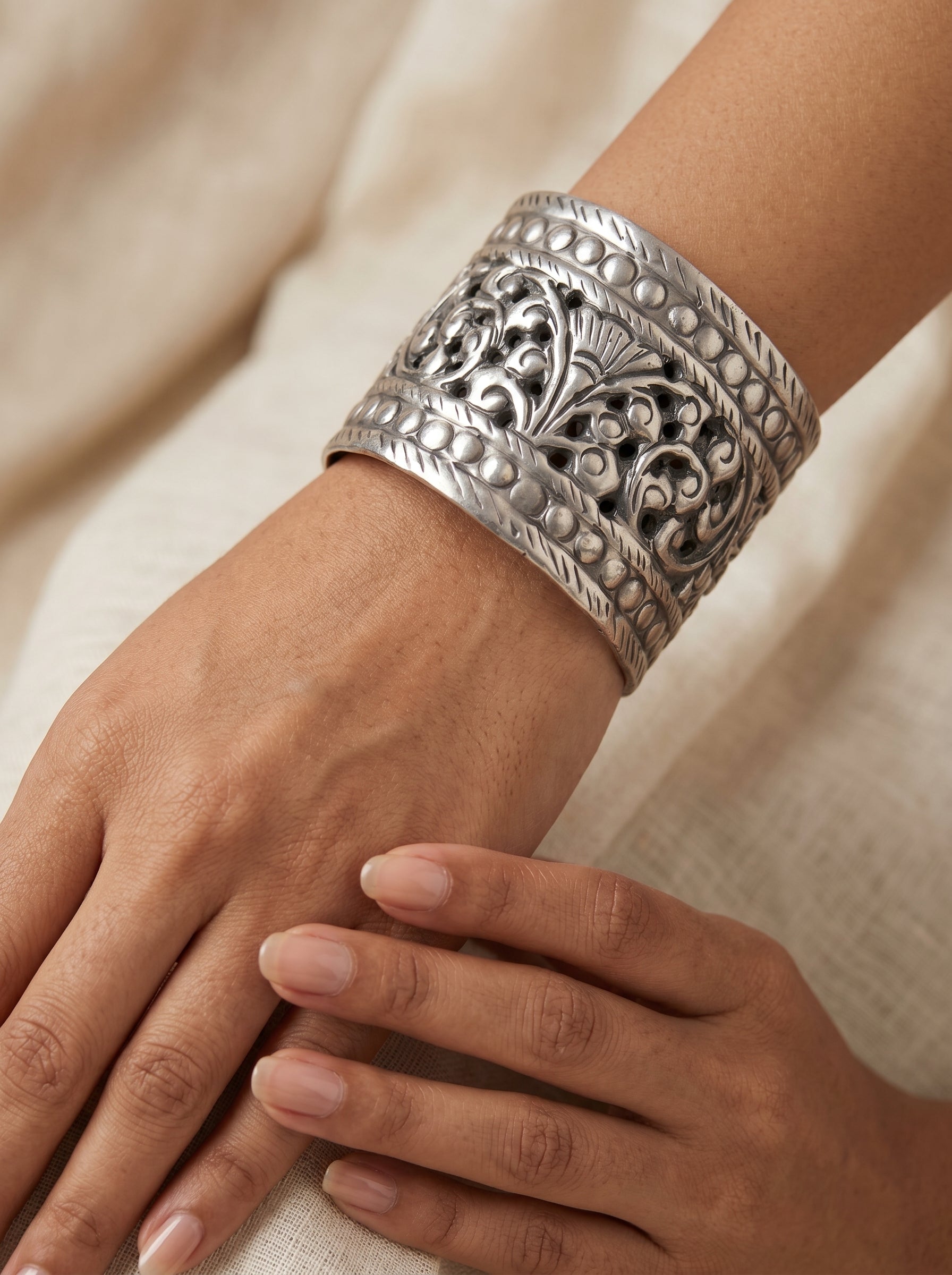 Taaj Cuff