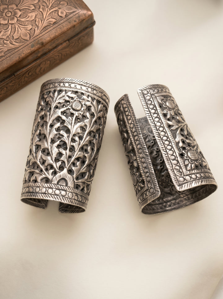 Bel Patta Cuff