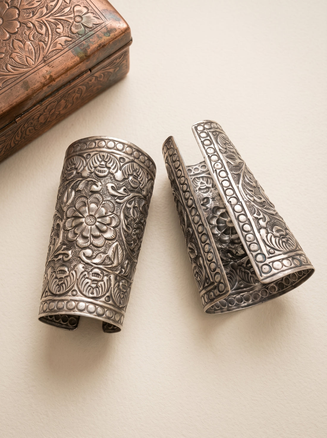 Bahar e Gul Cuff