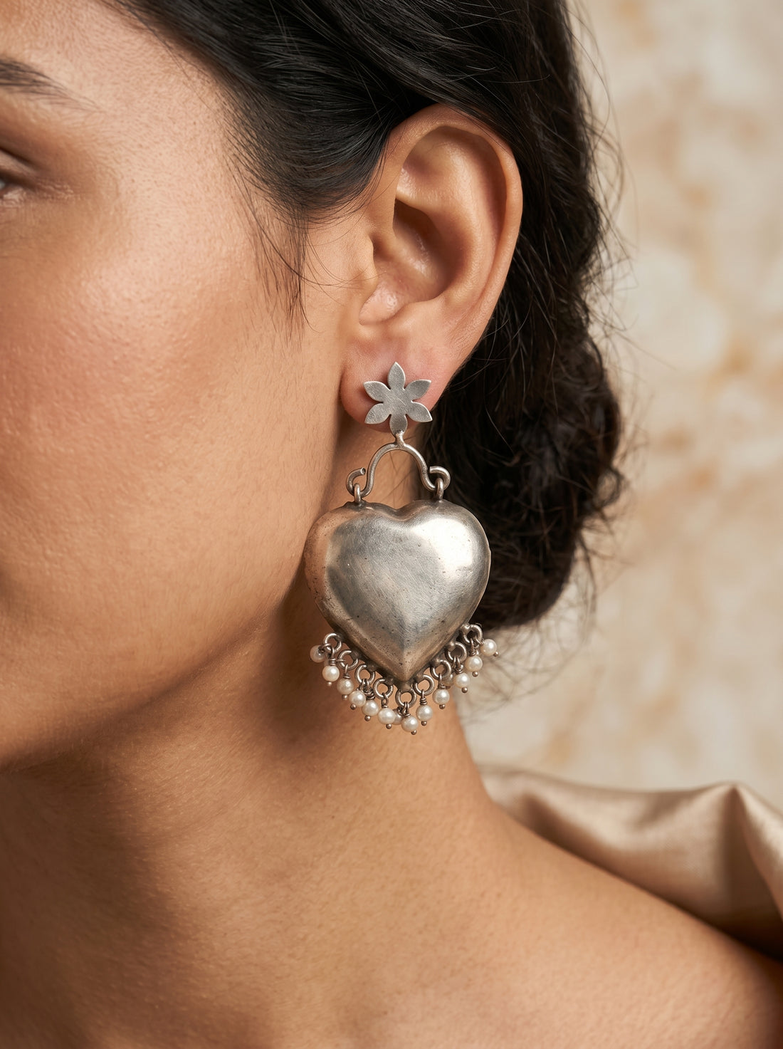 Dil Bahar Earrings