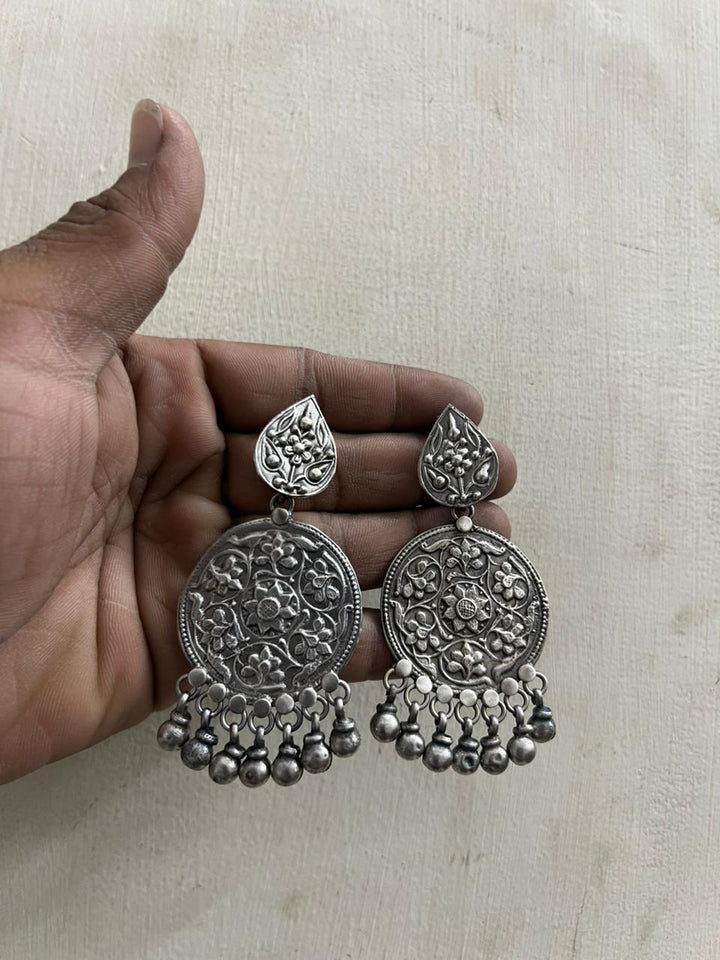 Guldaar Chandbali