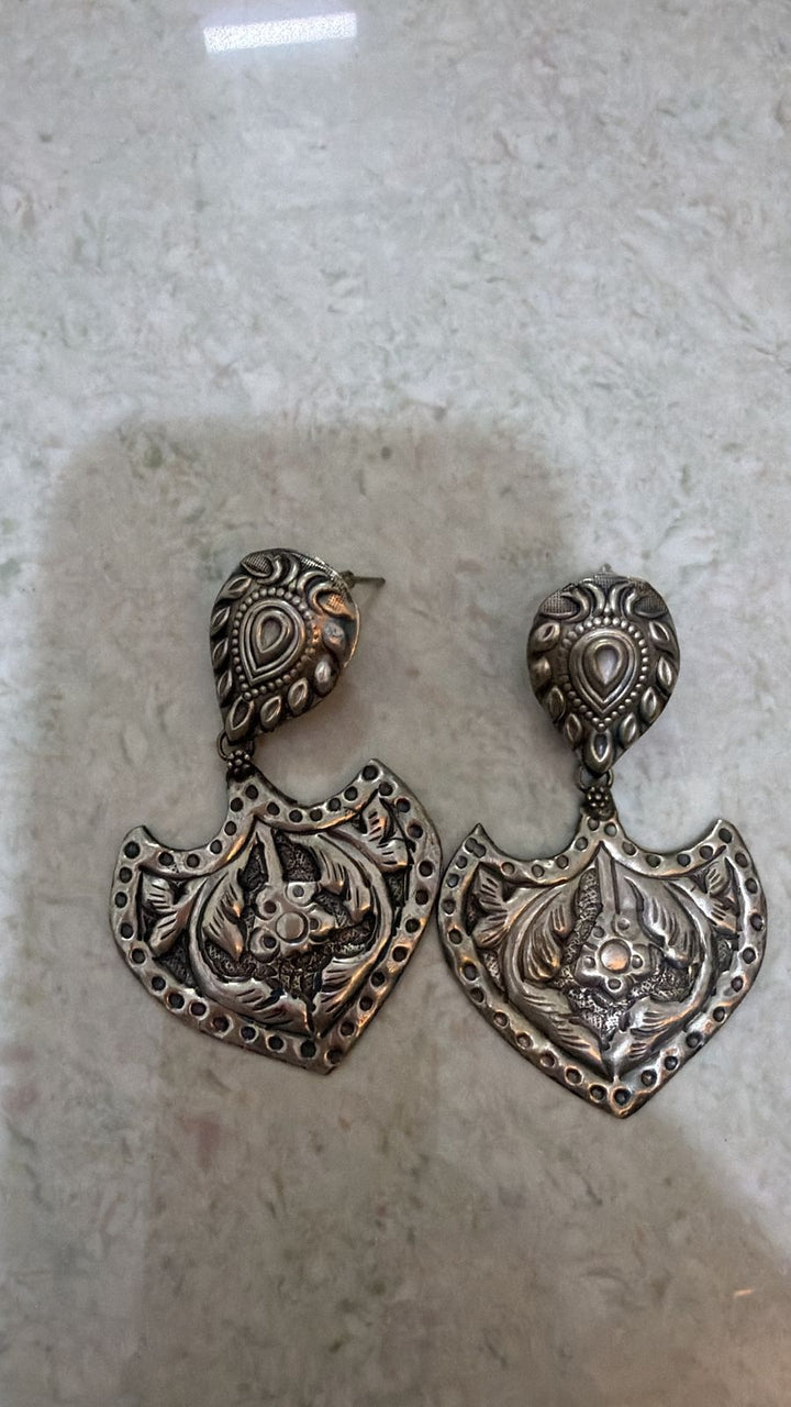 Dilnasheen Earrings