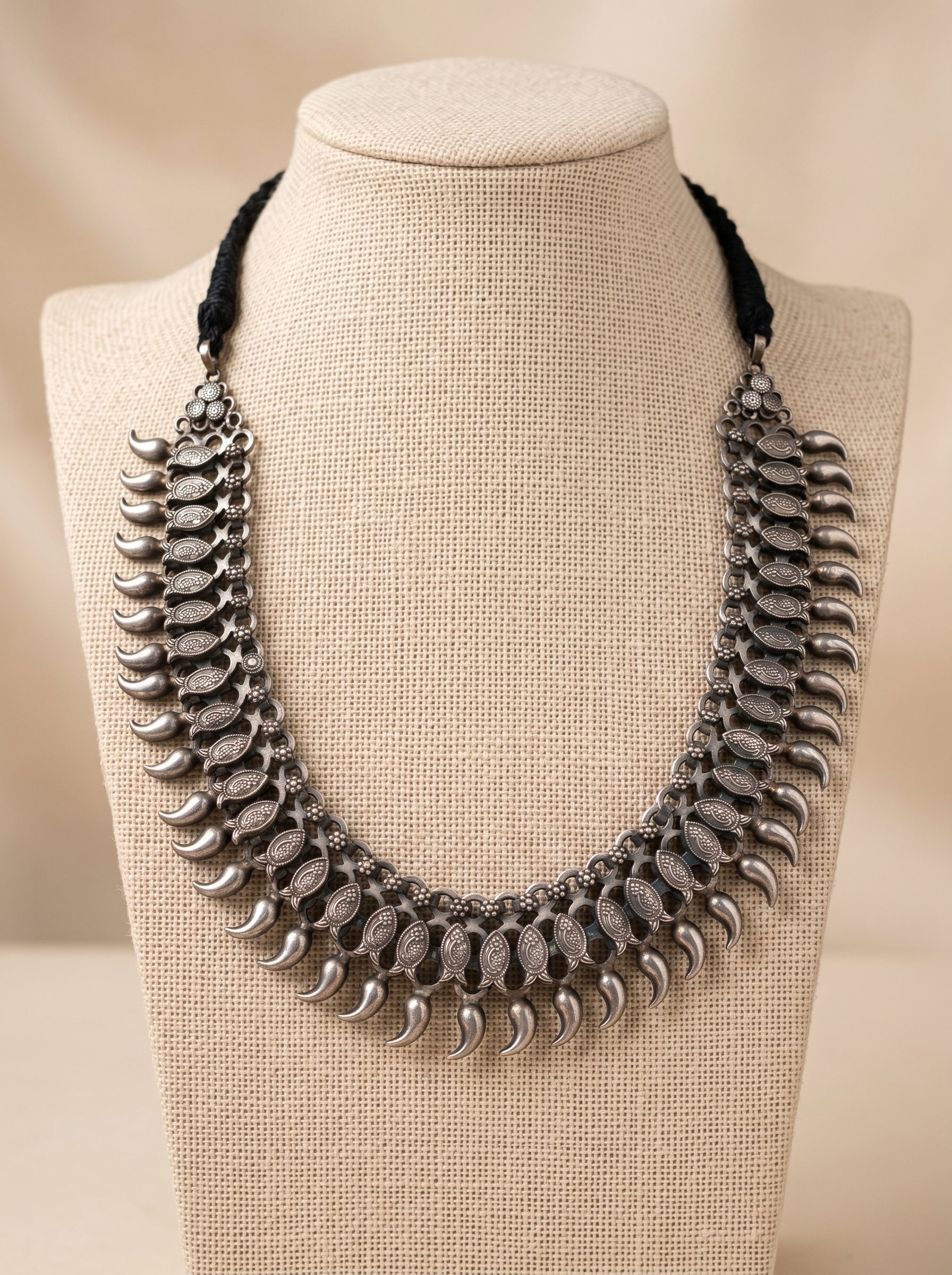 Shikaar Necklace