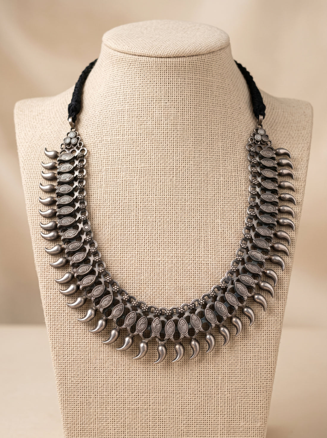 Shikaar Necklace