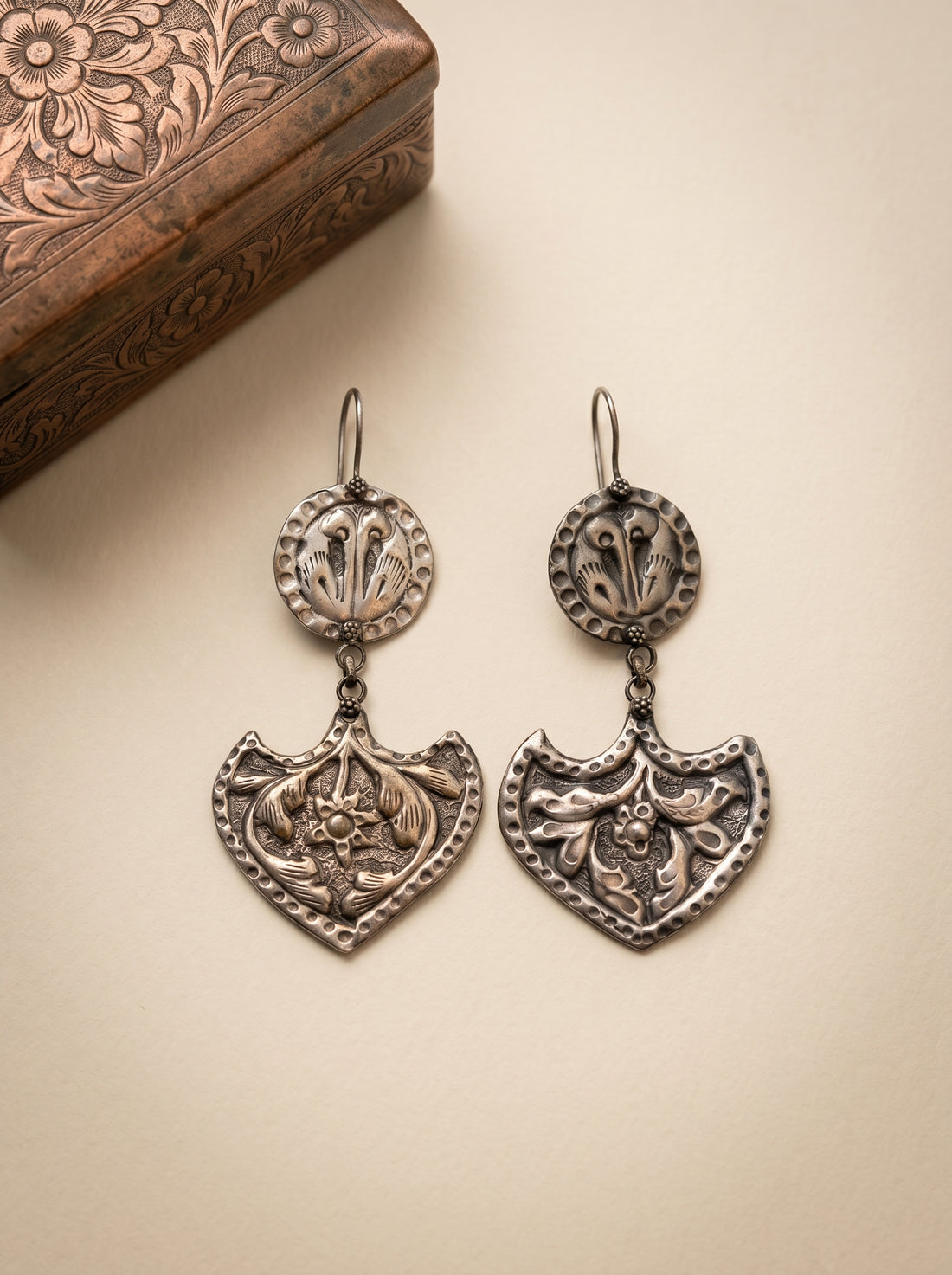 Mor Pari Earrings