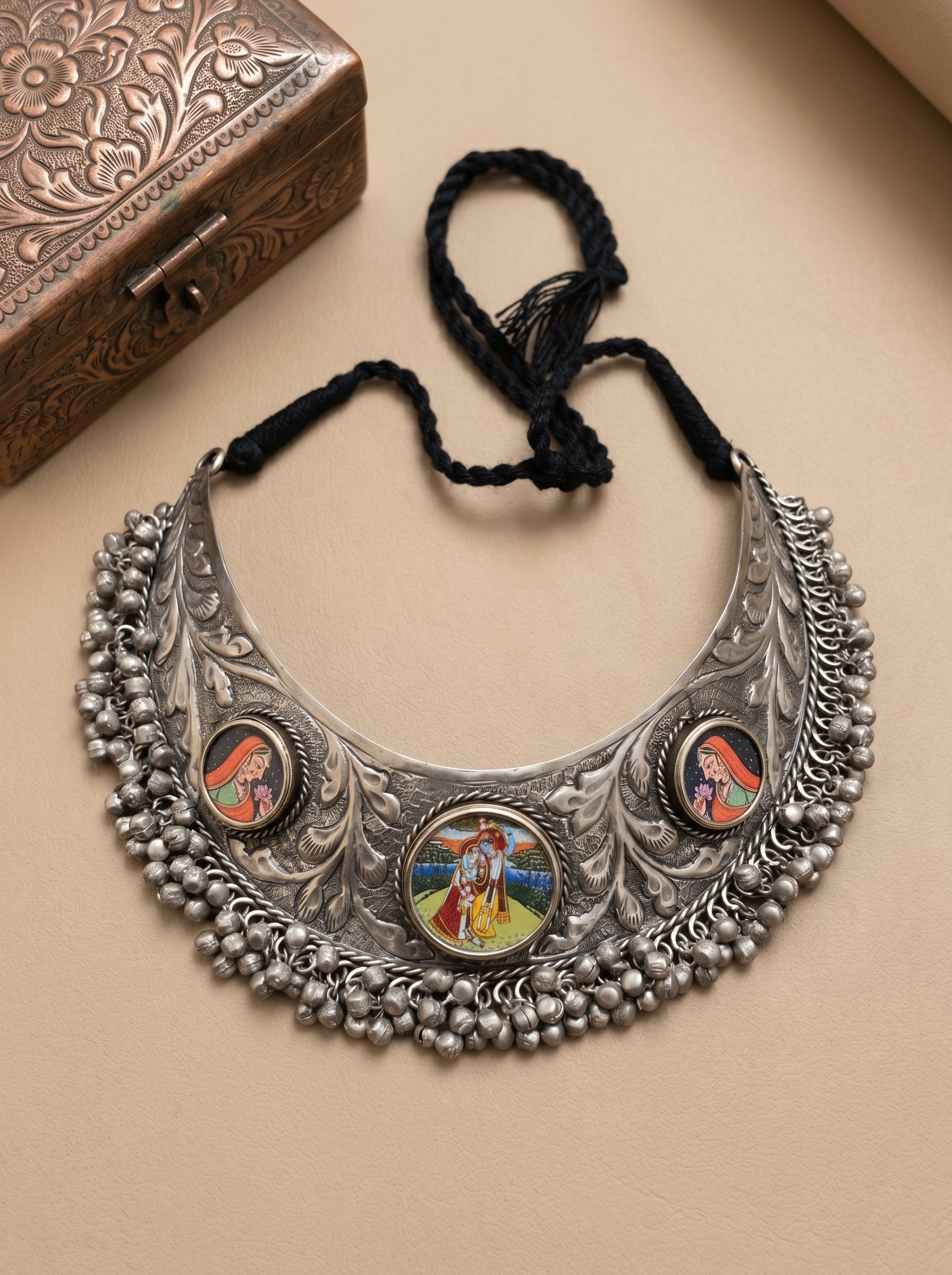 Tasveer Necklace