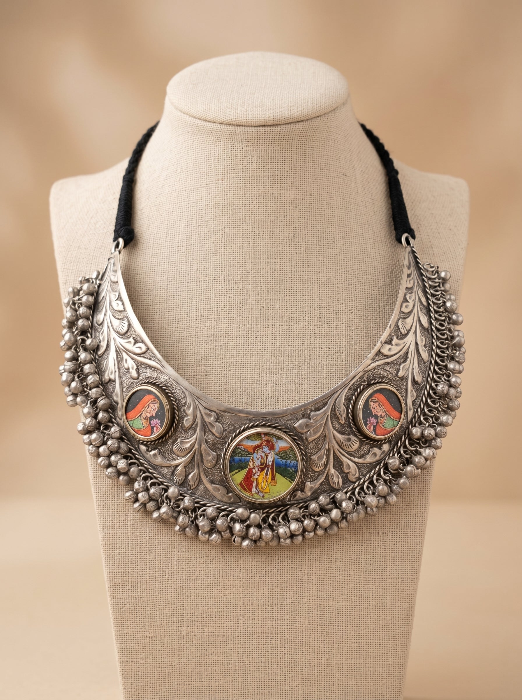 Tasveer Necklace