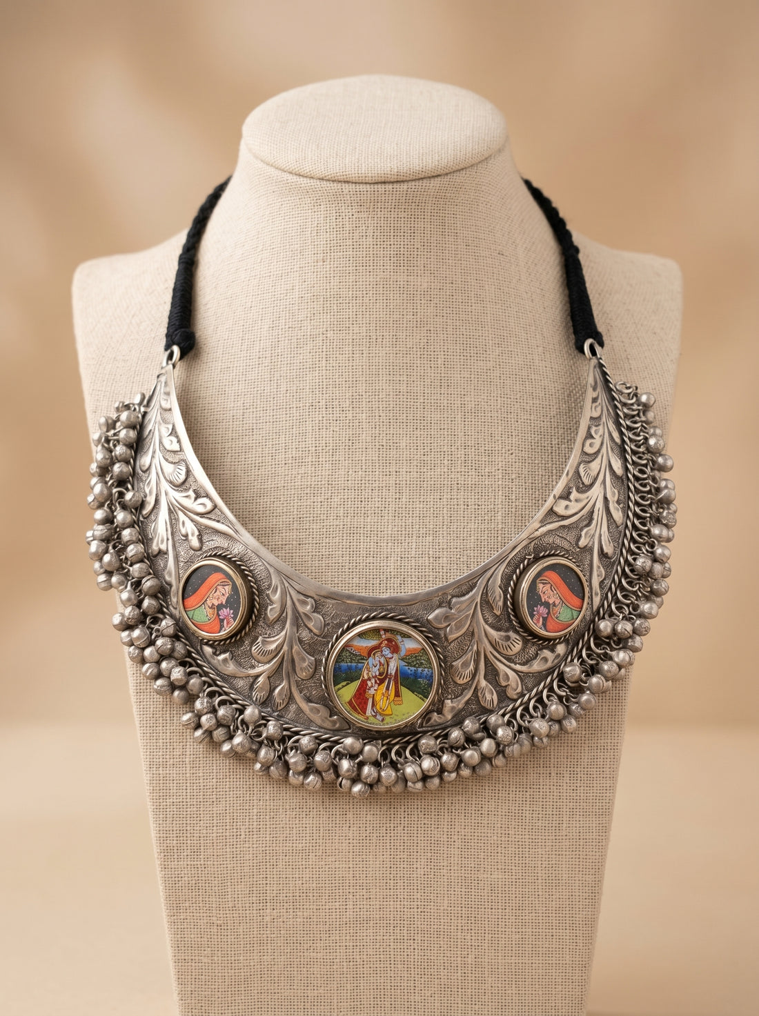 Tasveer Necklace