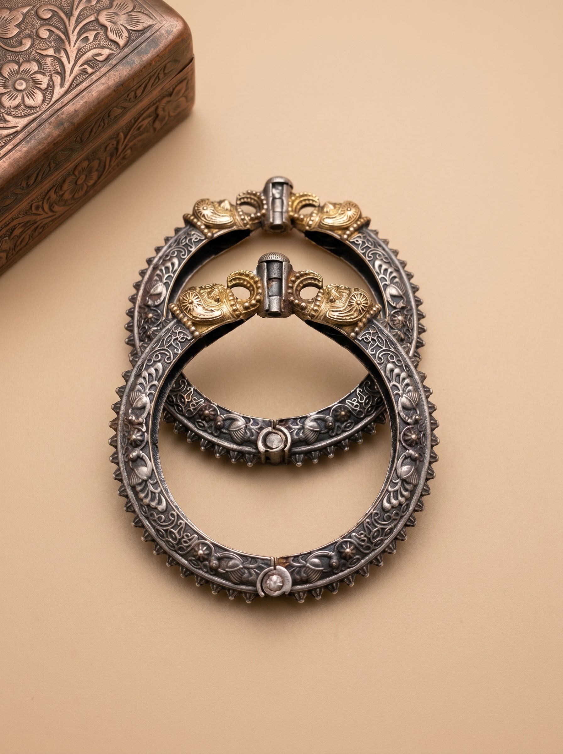Kesari Bangle