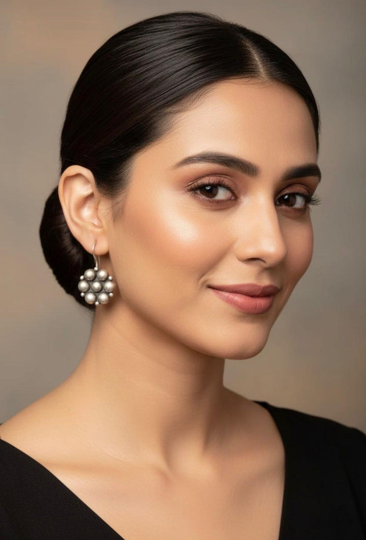 Pearl Cluster Stud Earrings